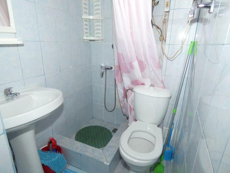 Квартира В Пицунде На Агрба 19 К1 Apartment ปิซุนดา ภายนอก รูปภาพ